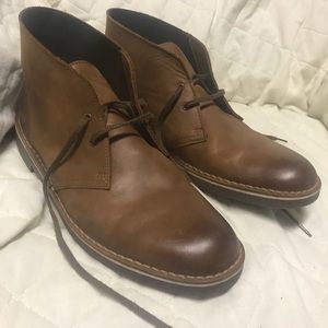 Clark’s Desert Boot - light brown size 11 1/2